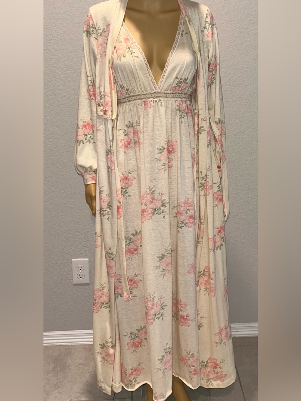 Miss Elaine Cream Maxi Dress with Pink Floral Print and Matching Duster Small